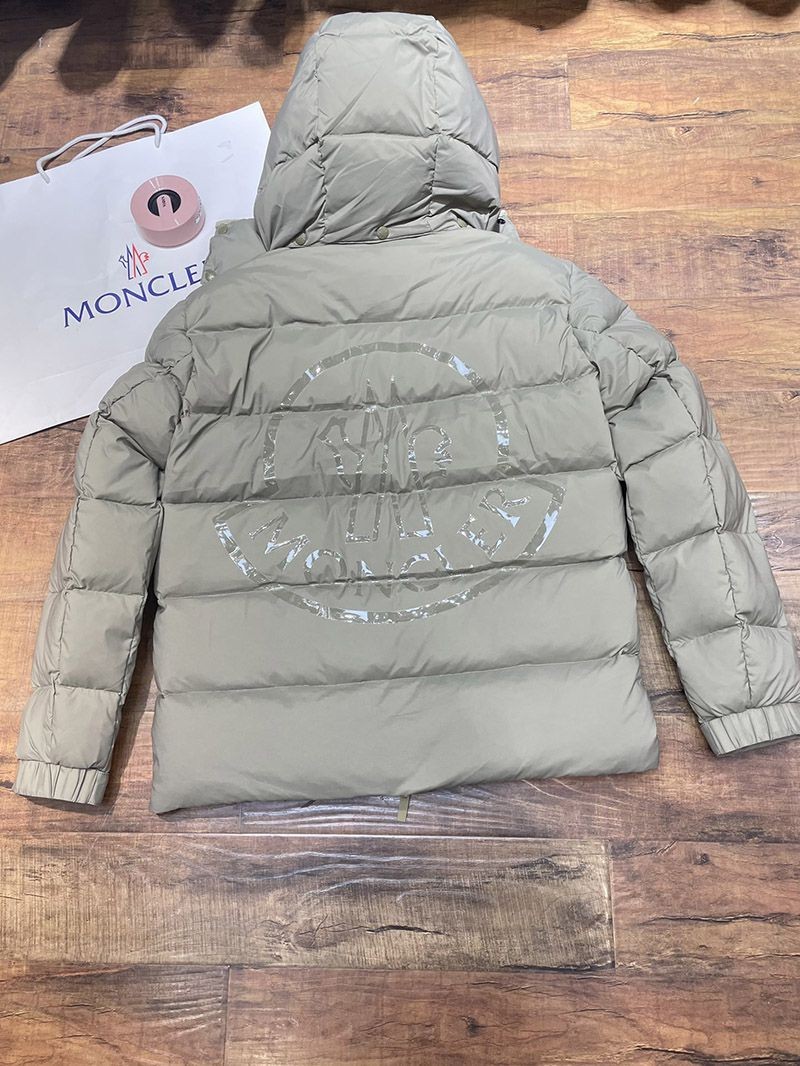 欲しい超限定 送料込み◇モンクレール Pallardy バックロゴ ダウンジャケットコピー mol99307