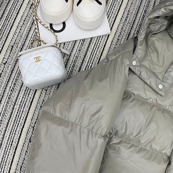 モンクレール ダウンジャケット コピー ショート マヤ 70 moc40544