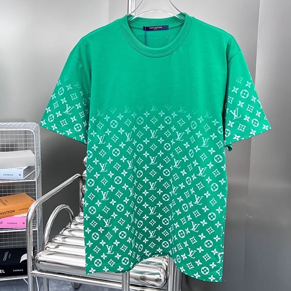目を惹くカラールイヴィトン 半袖 Tシャツ モノグラム
