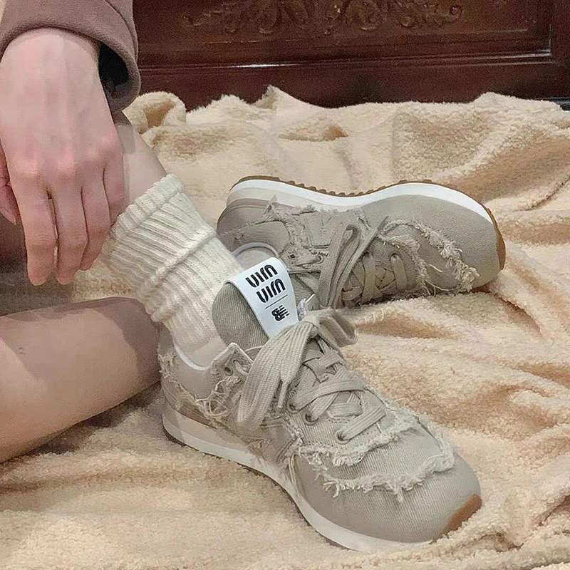 完売必至ミュウミュウ×ニューバランス 偽物コラボ 574 デニム