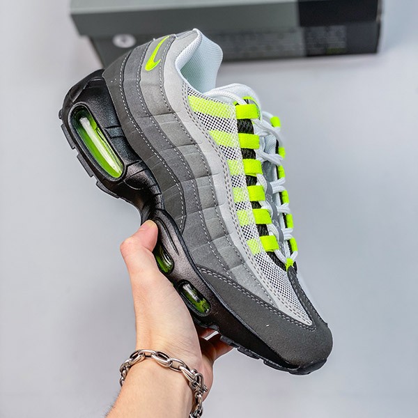 エアマックス95 イエローグラデ 偽物 2022☆ナイキ AIR MAX 95