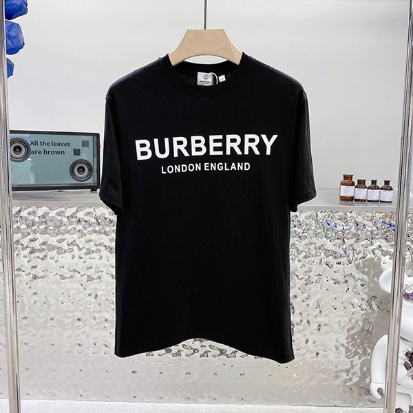 値下げ☆バーバリー　ロンドン　 ブラック Tシャツ6Y 116 バーバリー Tシャツ 偽物 クルーネック 半袖 2色 8011651